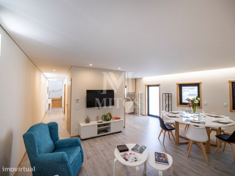 Moradia T3 mobilada para venda na Meadela - Viana do Castelo