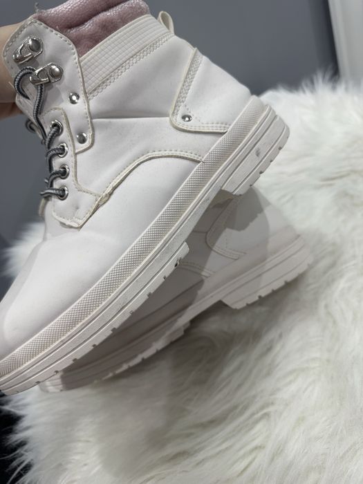 Trapery buty zimowe botki 39 traperki moda