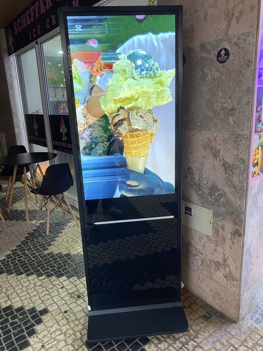 Ecrã publicitário Full HD