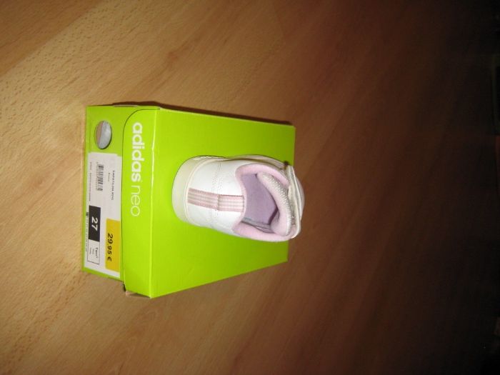 Sapatilhas Rapariga Adidas Neo Nº27.