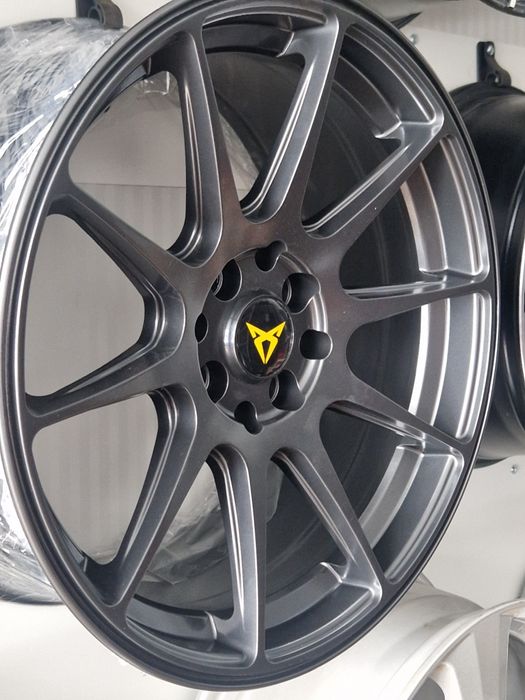 Felgi Japan Racing JR11   8J17 4X100 4X114.3