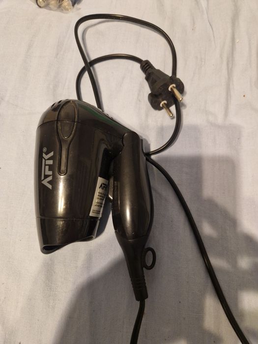 Фен для волосся б.у