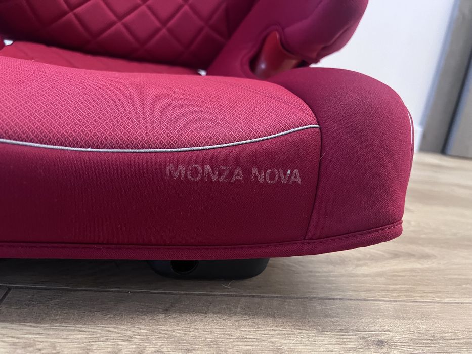 Recaro Monza Nova fotelik samochodowy