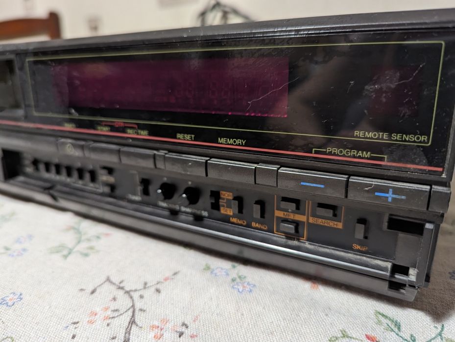 Відеомагнітофон VHS