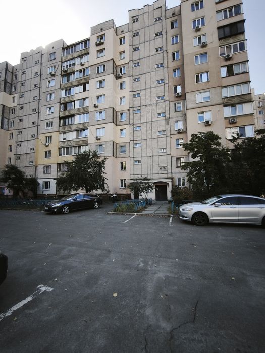 Продаж 2-к. квартири ( 51м2), Вербицького 10А,м. Харківська