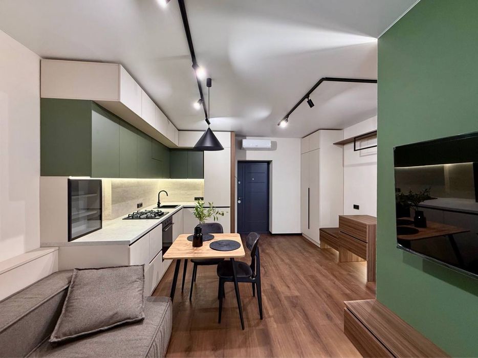 Стильна та сучасна одиничка біля озера!