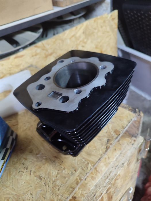 Циліндр на мото 250 кубів