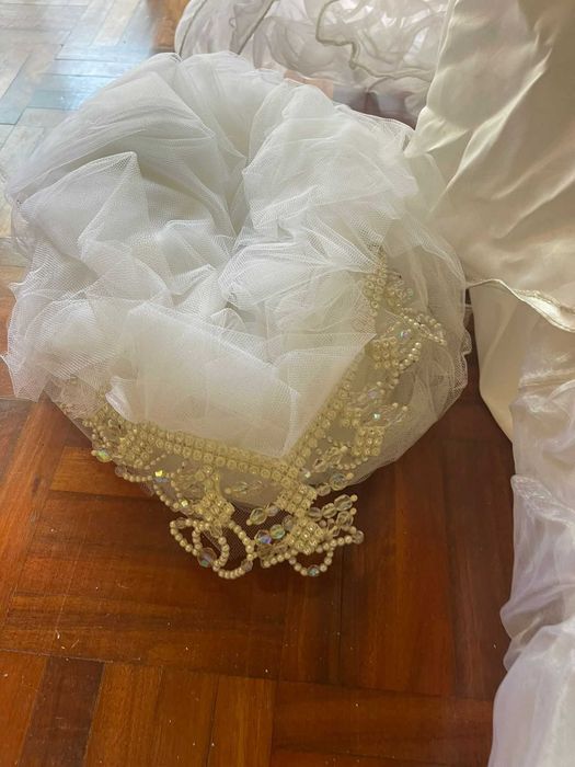 Vestido de noiva usado uma vez veste 36/38
