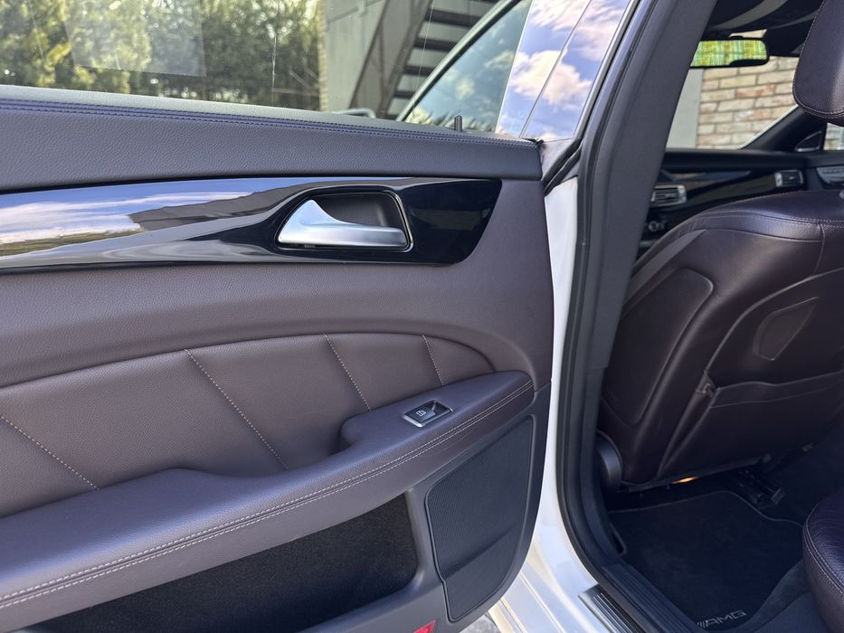 Продам Mercedes CLS в максимальній комплектацій