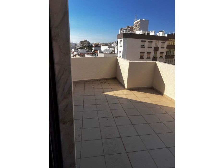 Escritório arrendar 3º andar com elevador