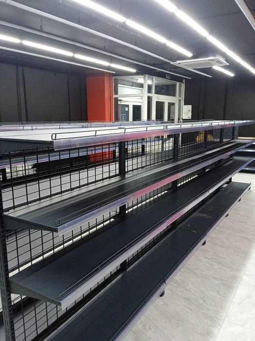 Торгові стелажі. Каса прилавок. Полки. Торгове обладнання. Вітрина