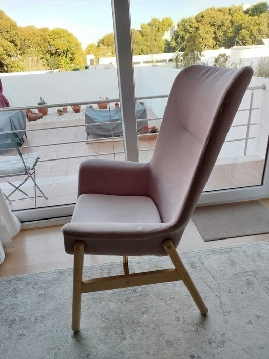 Cadeirão com costas altas Vedbo - IKEA