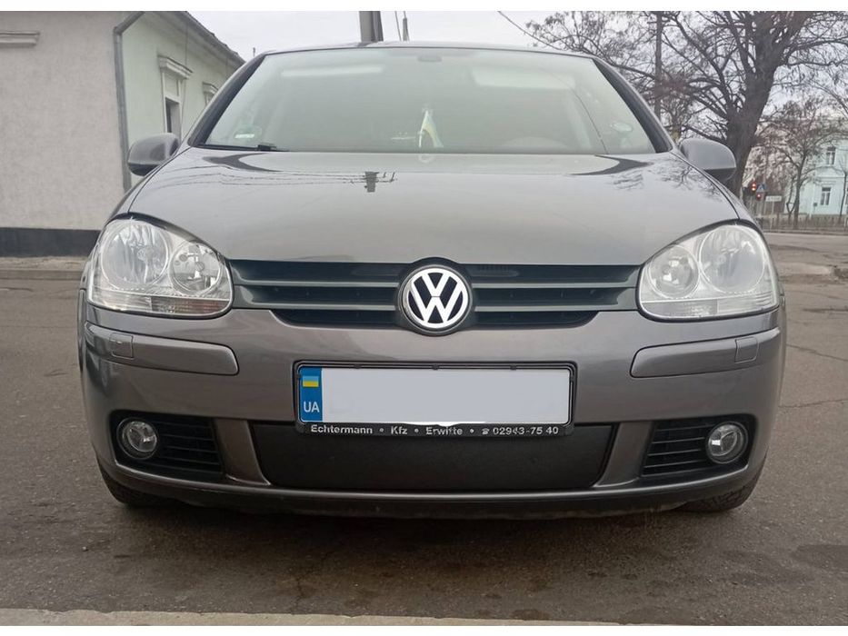 Вже мерзнеш? Зимова накладка на VW Golf 5 (Стандартний бампер). Купуй!