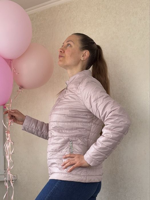 Куртка жіноча весняня вітровка М