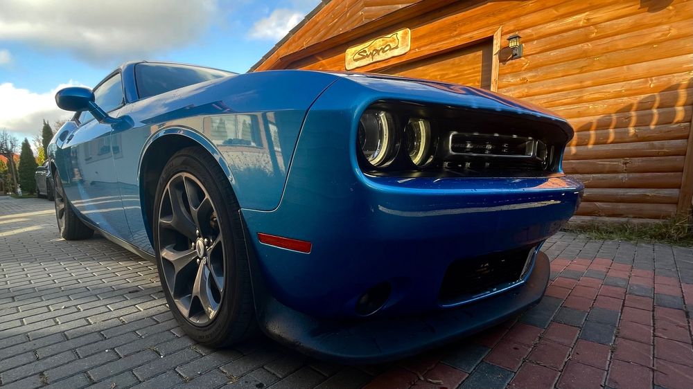 Dodge Challenger