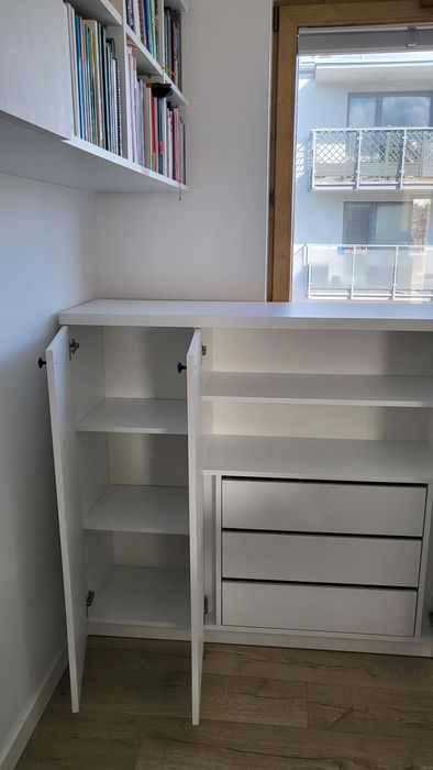 Komoda biała, 3 szuflady w środku