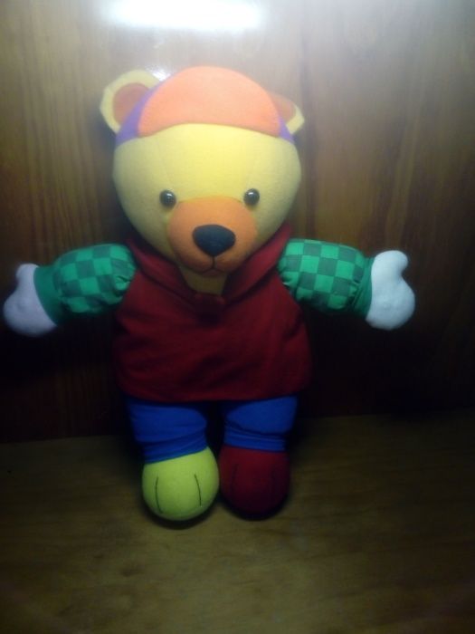 Novo preço! Urso ( funciona com pilhas )