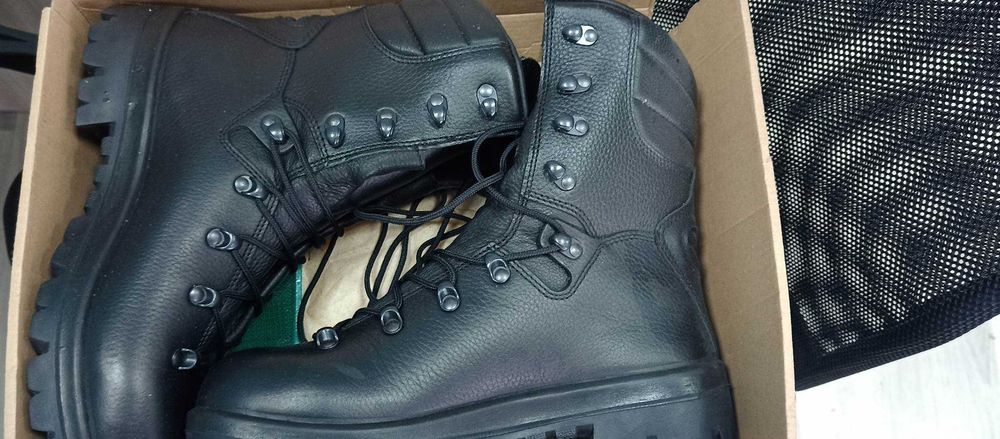 Buty wysokie Kontrakt wojskowy 26 i 24 tj 40 i 39 czarny