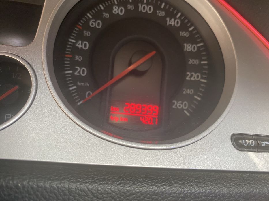 Пасат б6 2006рік