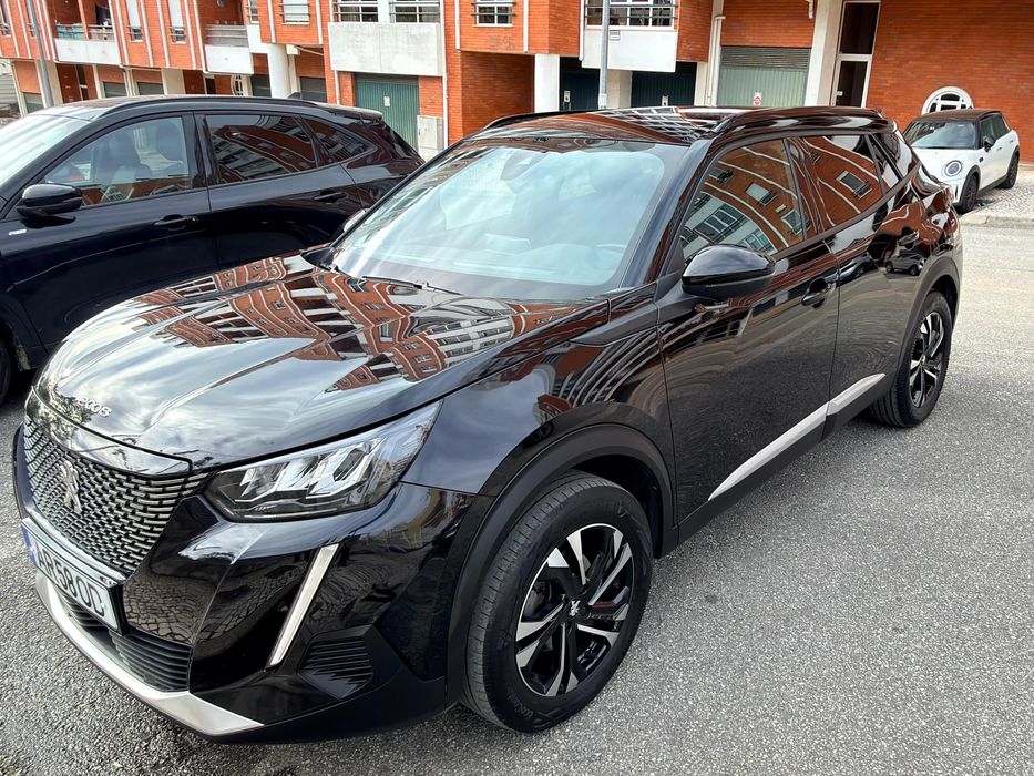 Peugeot 2008 1.2 Gasolina ALLURE
