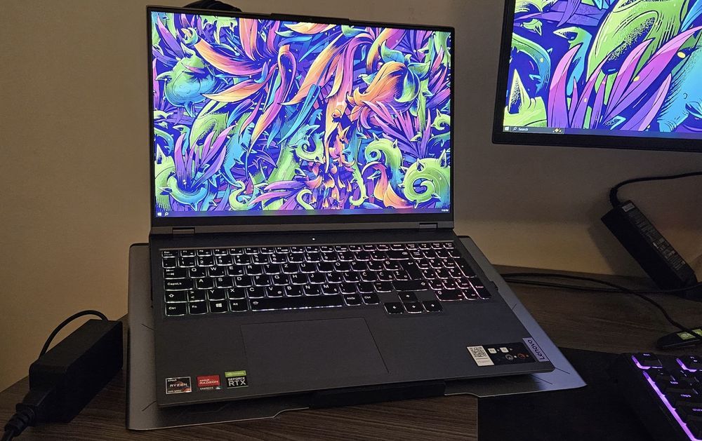 PACK GAMER - Lenovo Legion 5 Pro Gaming Laptop 16" + Rato Gaming Razer + Teclado Gaming Razer