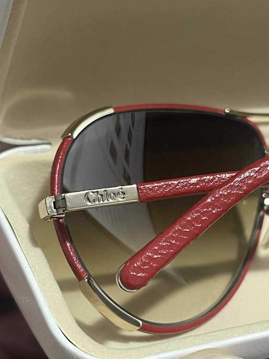 Óculos de sol aviador Chloé com aro vermelho