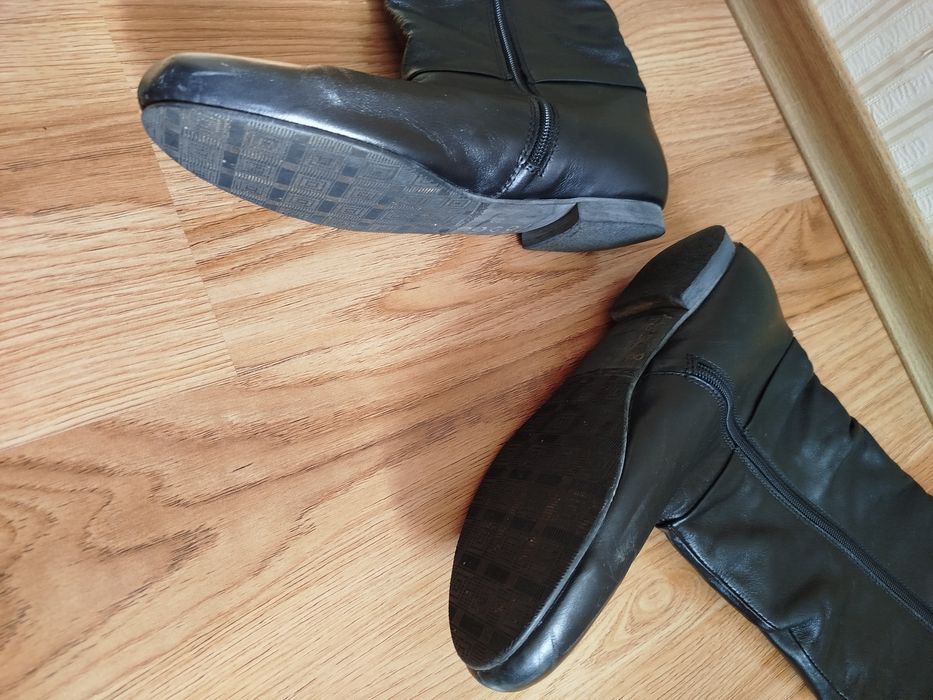 Сапоги жіночі шкіряні. Взуття жіноче .Весна-осінь.