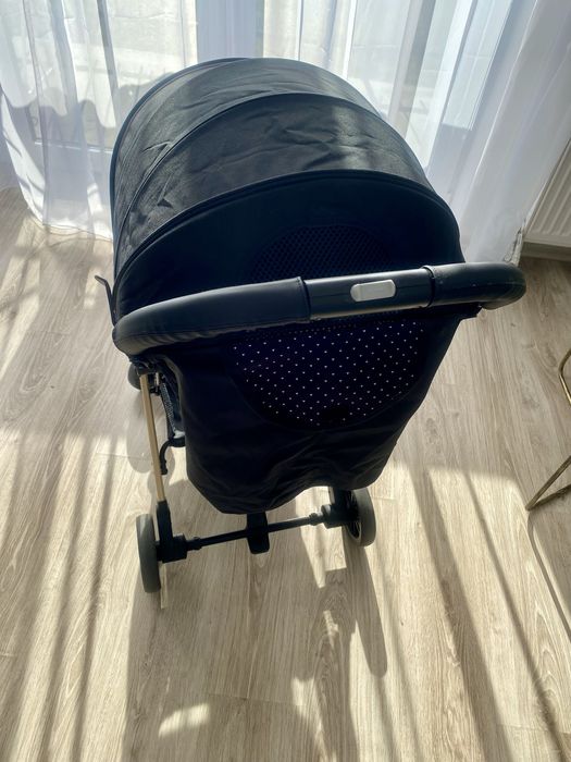 Wózek spacerowy Momi Estelle