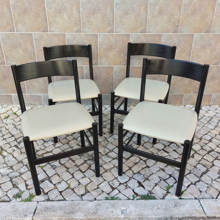 Vintage table and chairs
