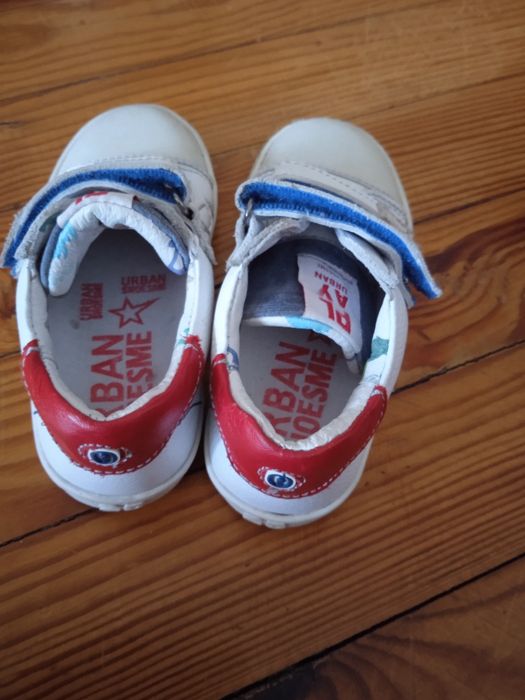 Дитячі шкіряні кросівки фірмиSHOESME