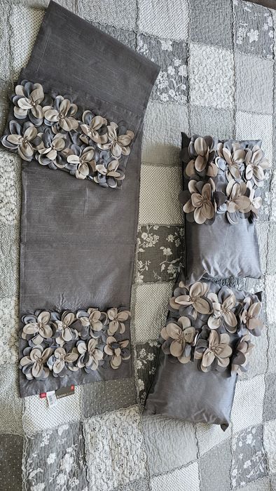 Home&You kwiaty bieżnik i poduszki piękny komplet
