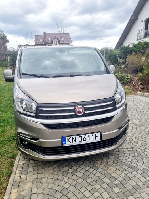 Wypożyczalnia wynajem bus 9osobowy