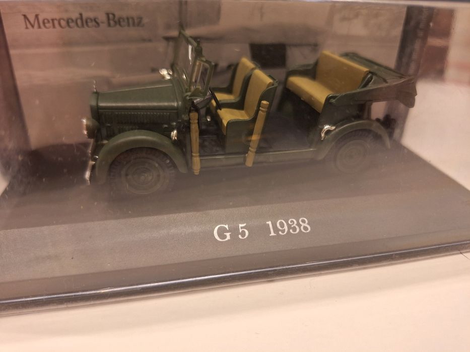 DeAgostini  Mercedes 190E 2.3 - 16 Senna i inne [1/43]