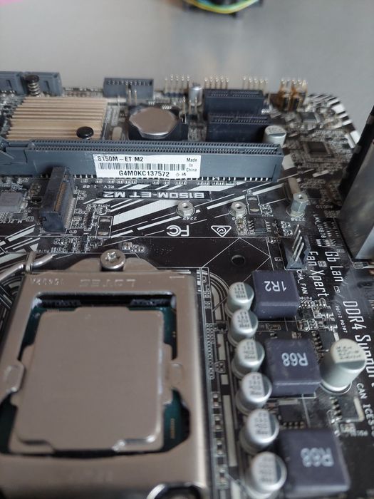 Материнська плата Asus B150METM2  c ПРОЦЕСОРОМ INTEL PENTIUM G4560 І ПАМЯТ'Ю ДДР4 4 ГБ
