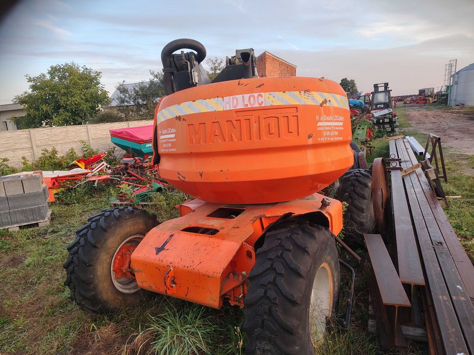 Podnośnik koszowy spalinowy Manitou ATT 150 wysokość robocza 15M