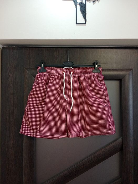 Czerwone krótkie spodenki szorty męskie M