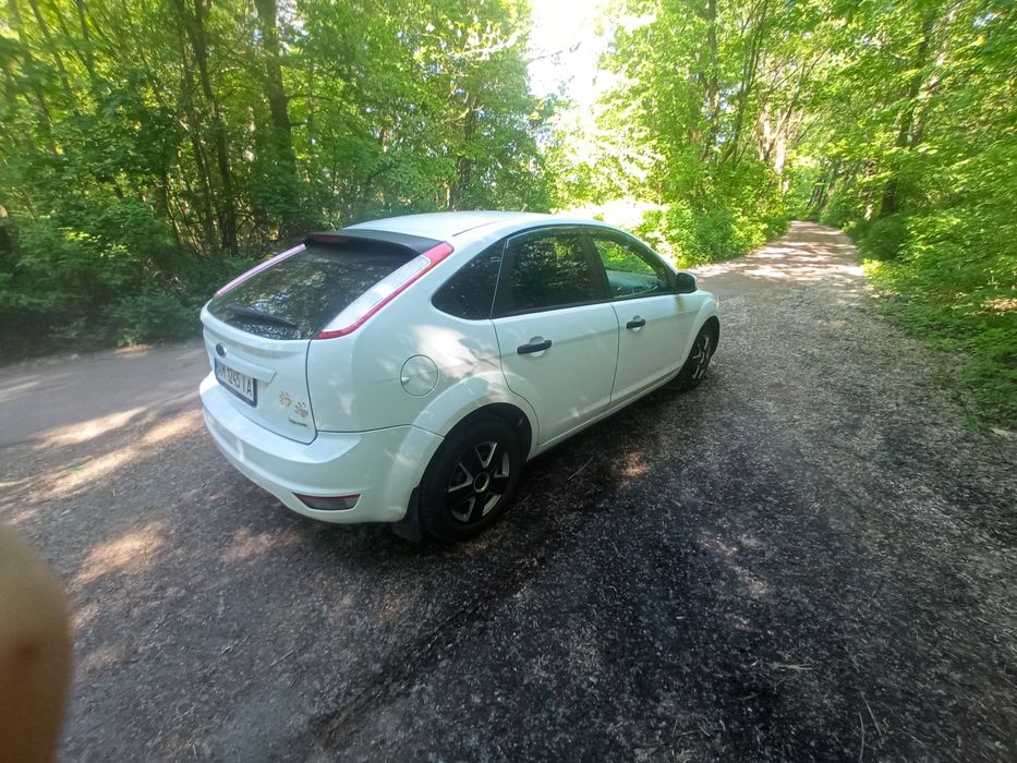 Ford focus 2 res