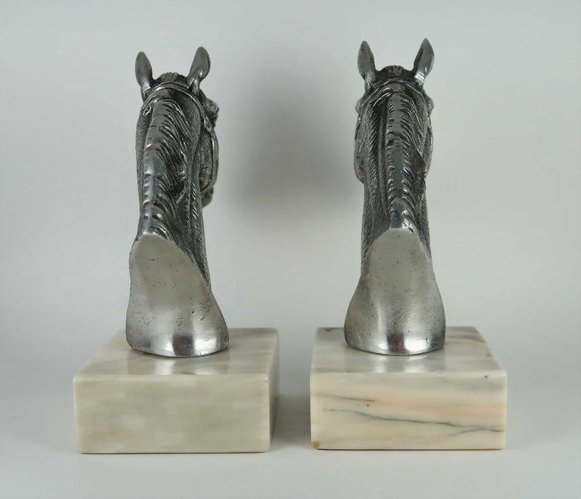 Par de Esculturas Art Deco - Cavalos