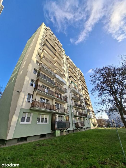 Mieszkanie do remontu z balkonem