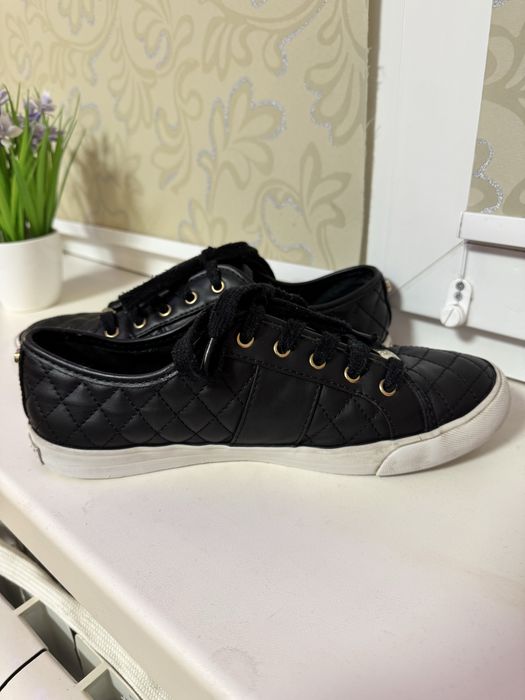 Кросовки Guess женские