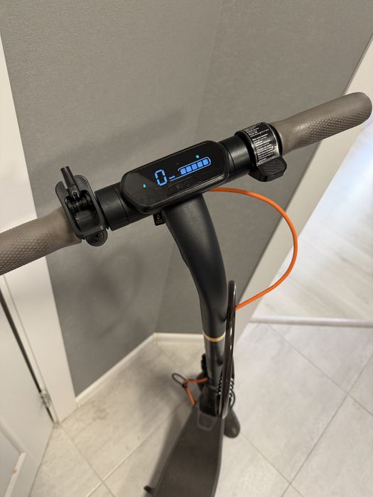 Самокат Ninebot E2 plus