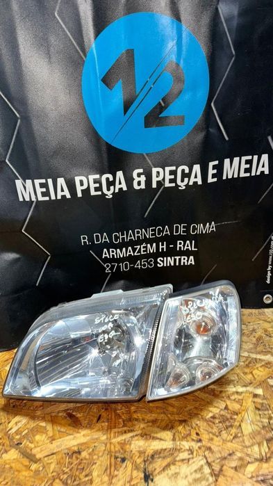 Farol frente esquerdo Mitsubishi Space Star de 2002