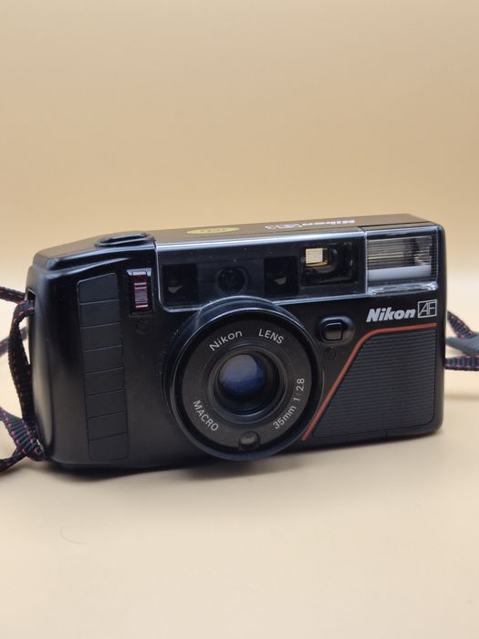 Aparat kompaktowy Nikon AF 3