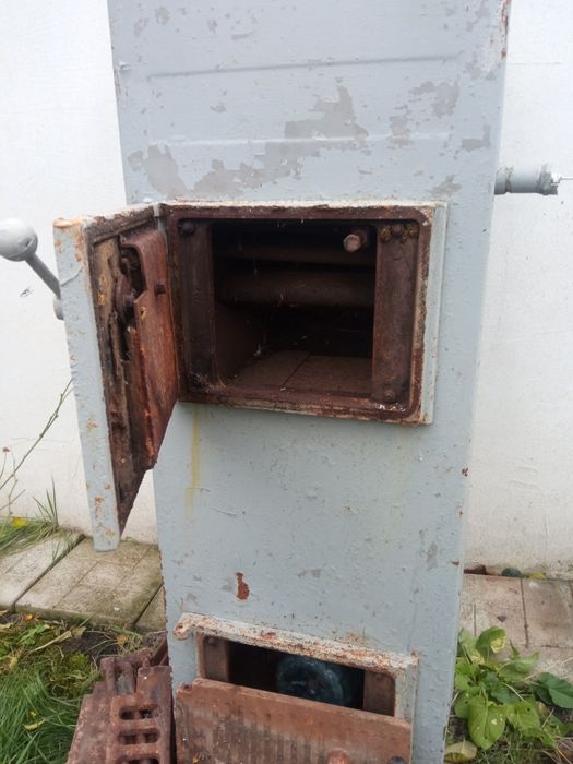 Котел твердопаливний