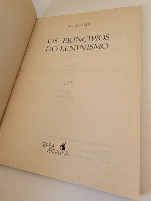 Os Princípios do Leninismo