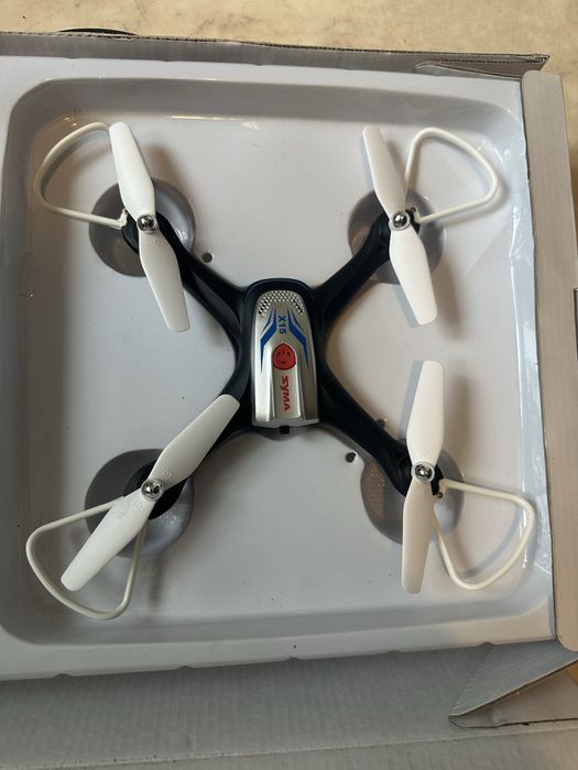 Квадрокоптер syma x15
