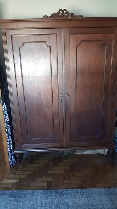 Cadeira +guarda vestido