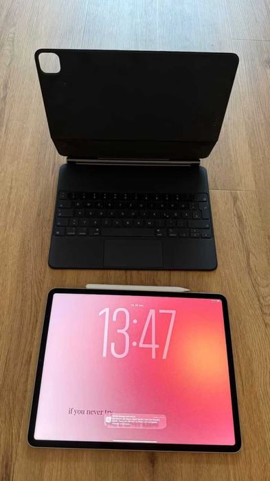 IPad Pro 12,9 Space Grey 256 GB + Magic Keyboard + Apple Pencil
