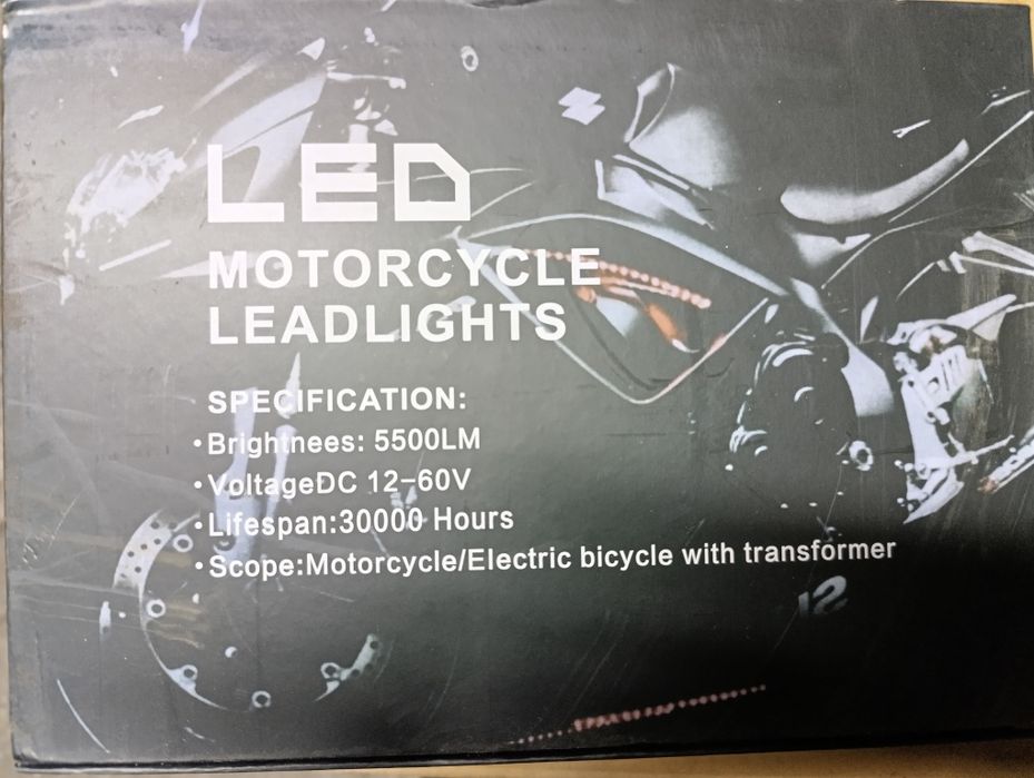 Противотуманки для мото 12 В три різних кольори нові.