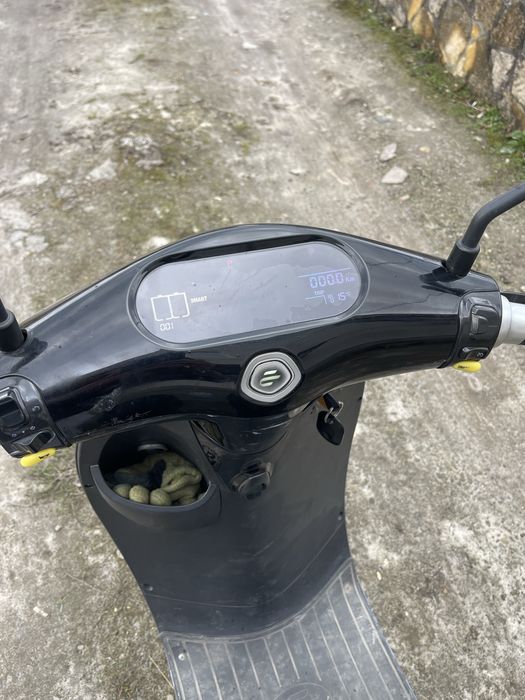 Електроскутер ecooter e1r